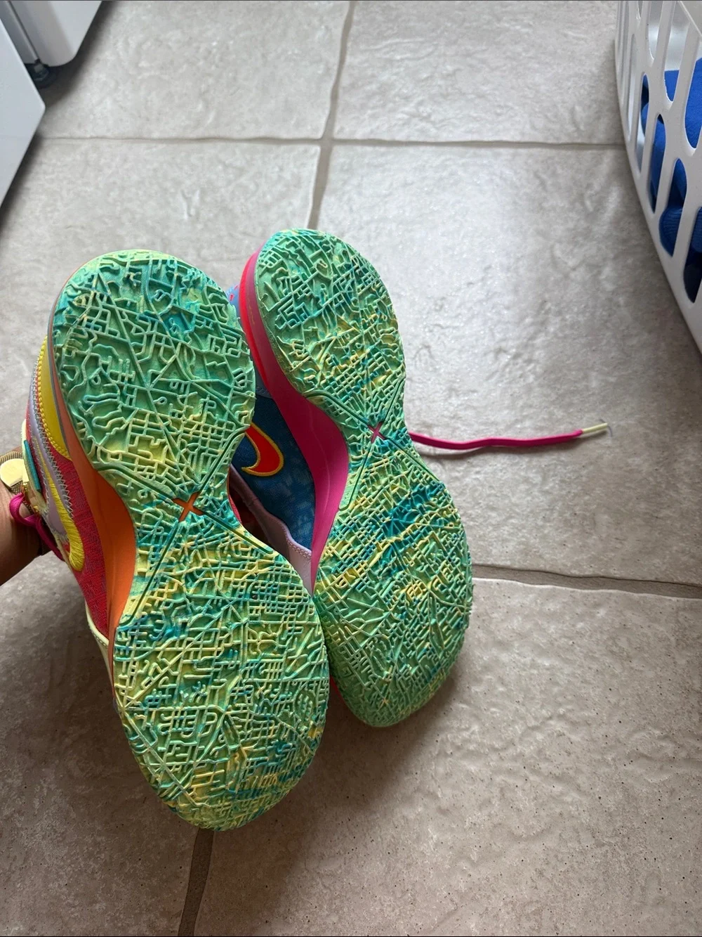 Nike LeBron Witness 8 “I Promise”